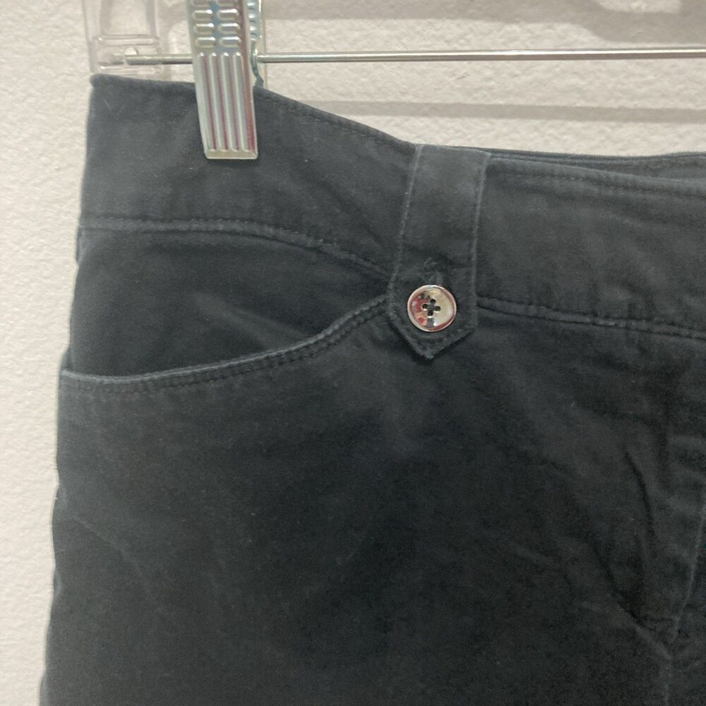 WHITE HOUSE BLACK MARKET black flat front mid rise shorts 6 - Picture 2 of 7